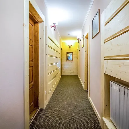 Aparthotel Pod Nosalem