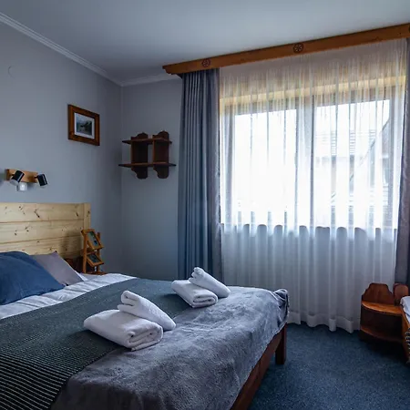 Pod Nosalem מלון דירות