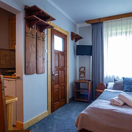 מלון דירות Pod Nosalem 3*