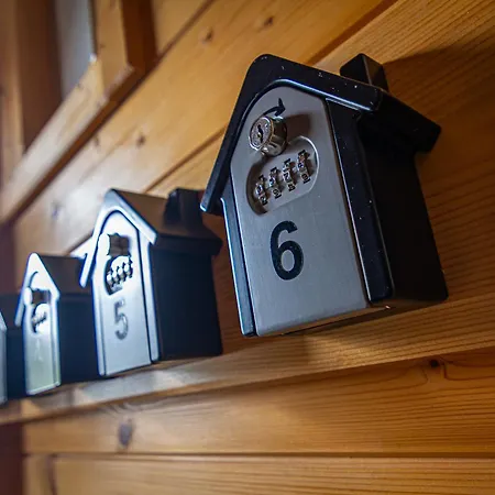 Pod Nosalem 3* זקופאנה