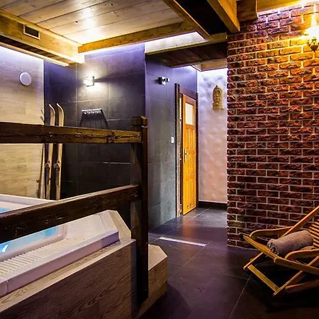 Pod Nosalem מלון דירות